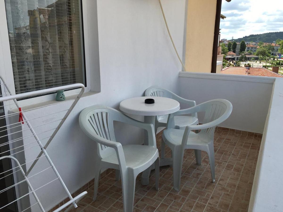 Borko Guest House Primorsko Exterior foto
