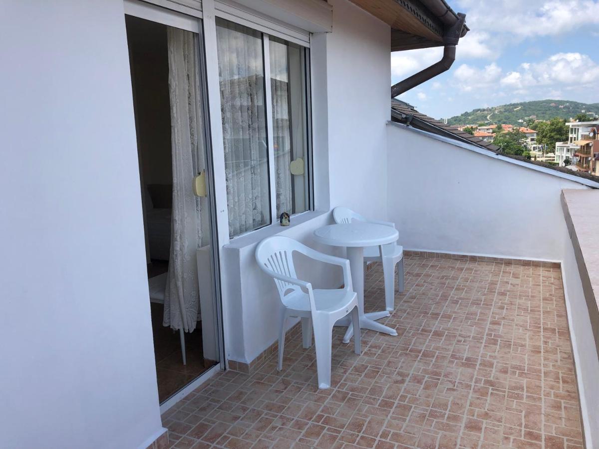 Borko Guest House Primorsko Exterior foto
