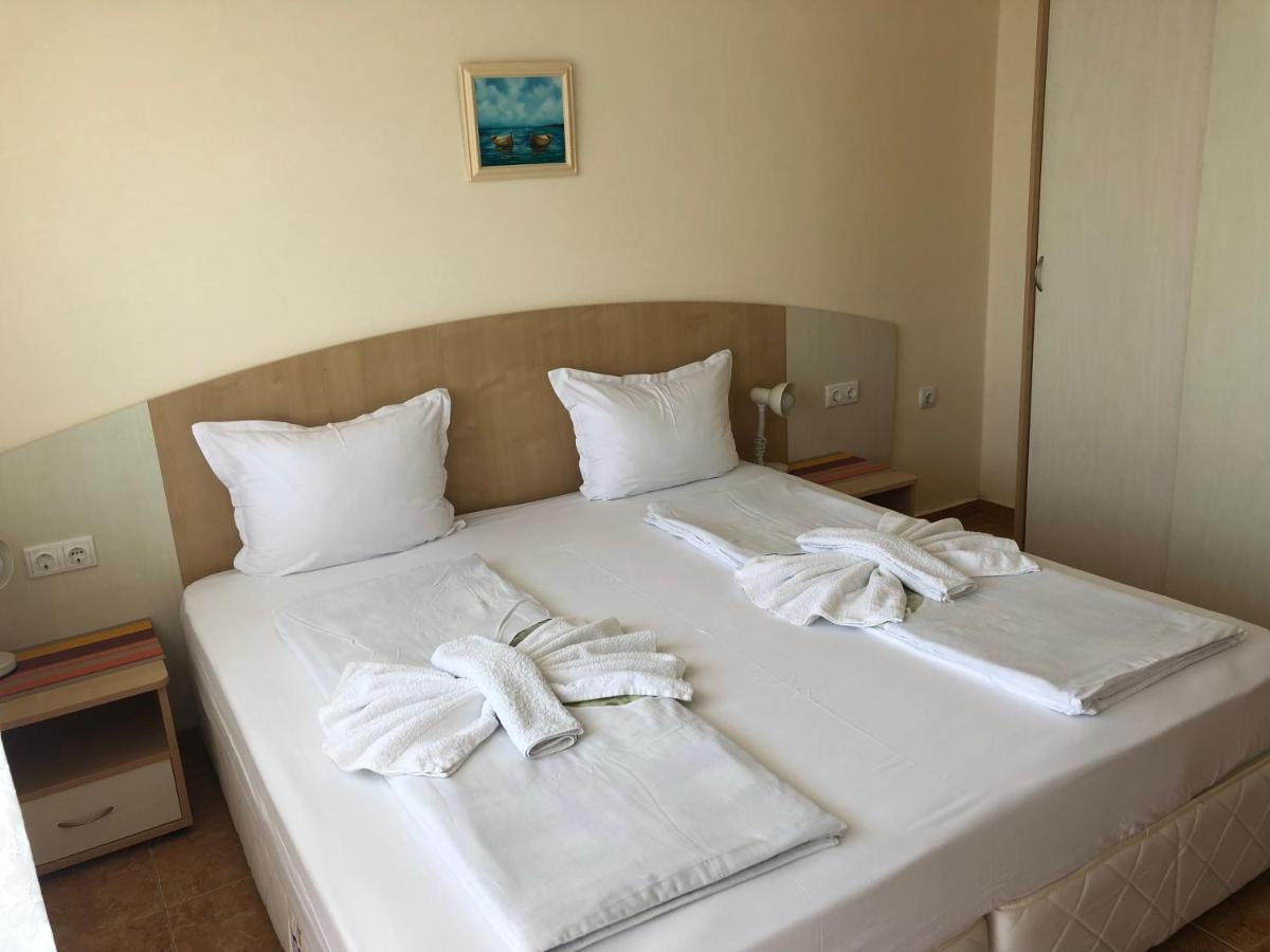 Borko Guest House Primorsko Exterior foto